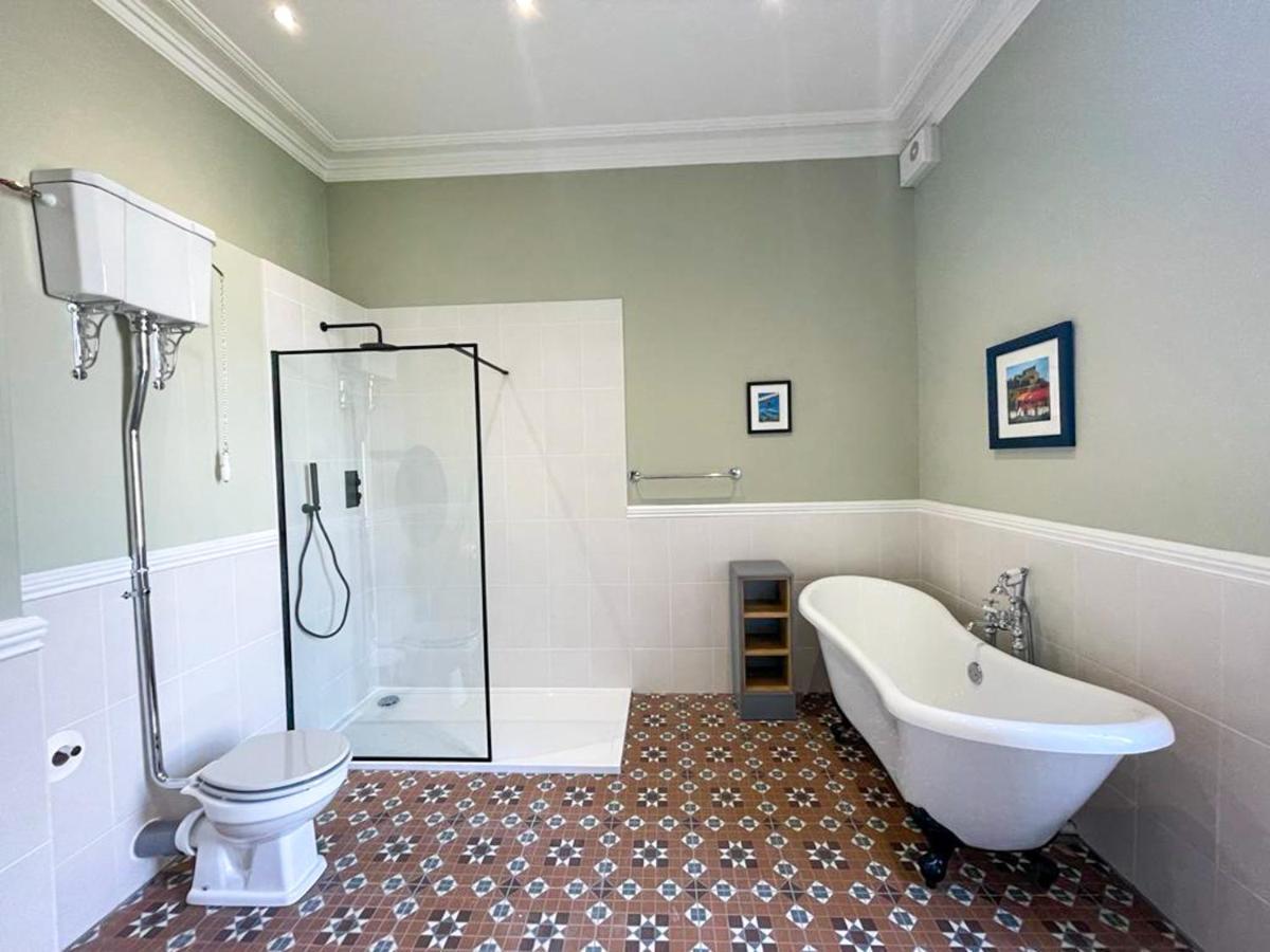Remarkable 5Br Townhouse With Garden, Sleeps 12 Edinburgh Exterior photo